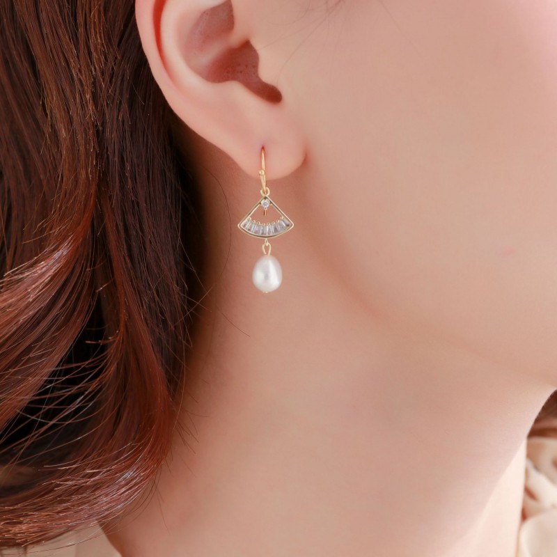 14K GOLD FILLED Natural freshwater pearl drop earrings