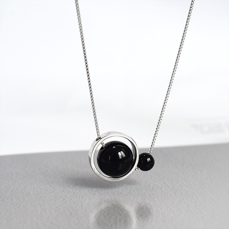 silver circle necklace