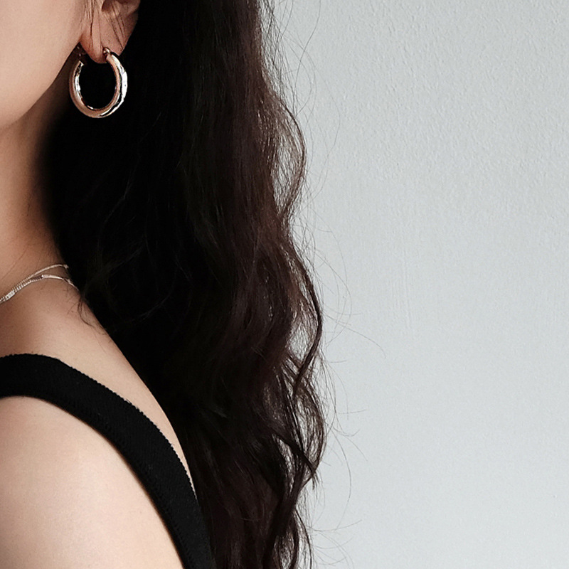 silver circle earrings