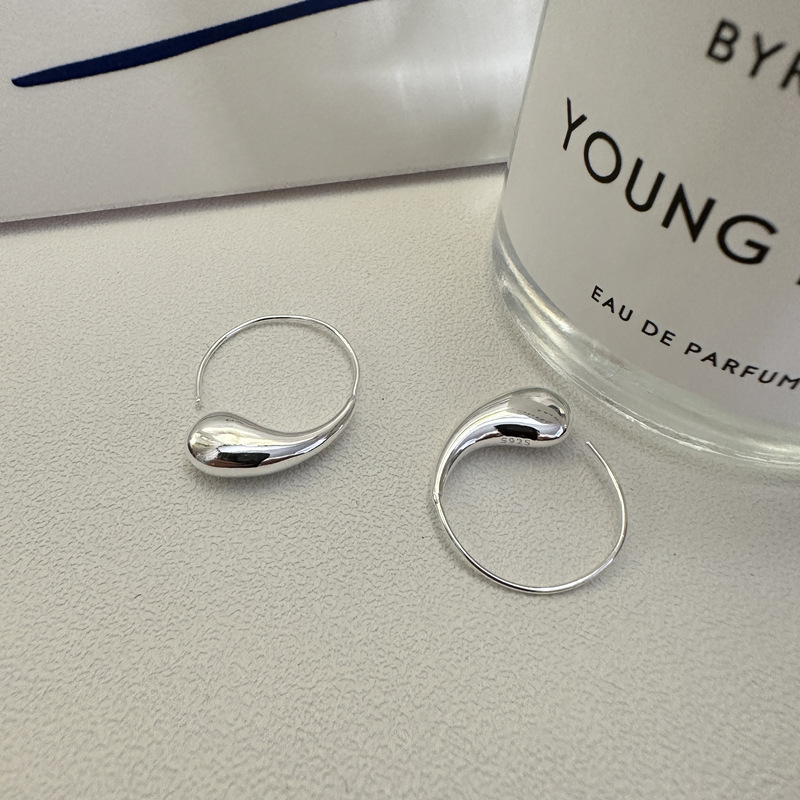 silver circle earrings