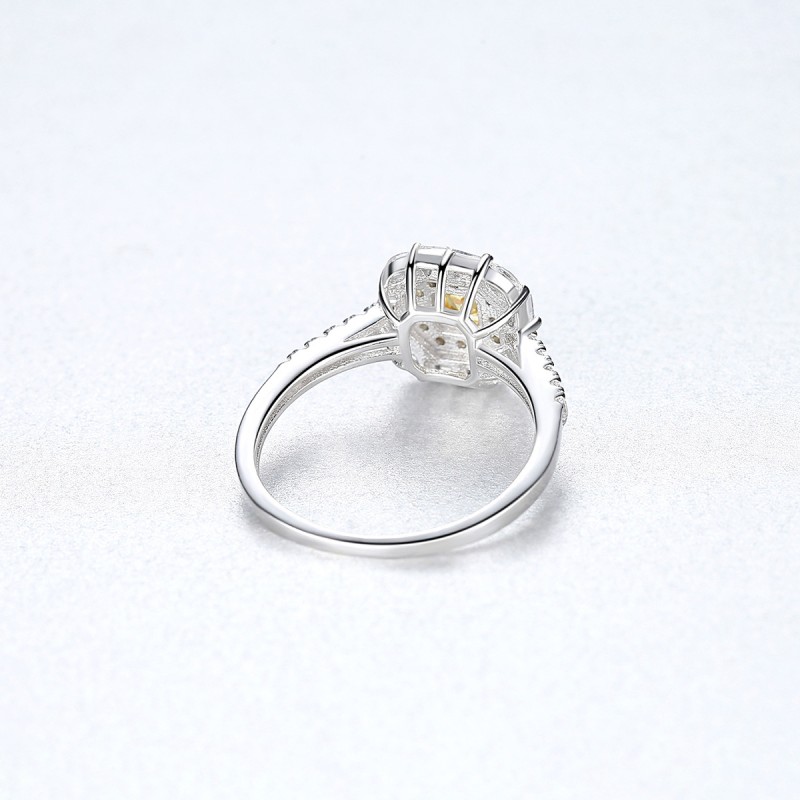 925 SILVER SHINNY ZIRCON RING