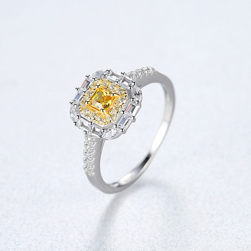 925 SILVER SHINNY ZIRCON RING