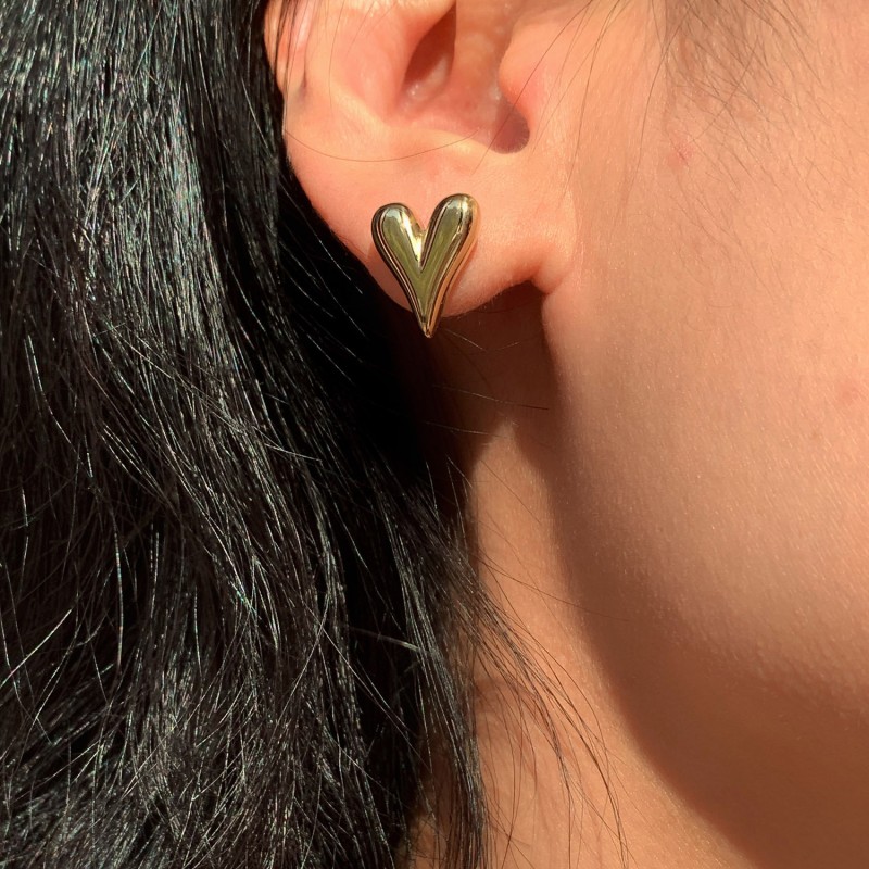 stainless steel heart stud