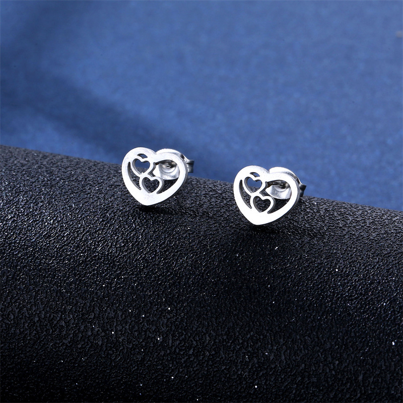 stainless steel heart necklace