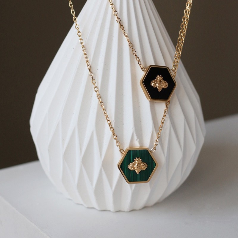 stainless steel 18k gold plating Inlaid malachite geometric bee necklace