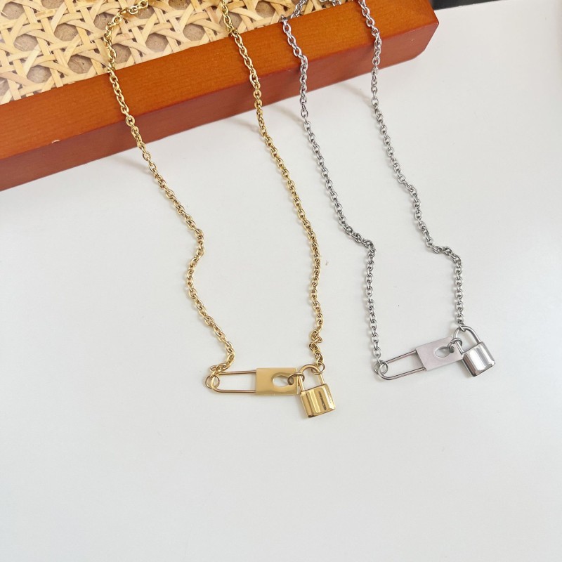 stainless steel Paper clip lock necklace